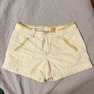 Pilcro Light Yellow Women's Shorts Anthropologie Size 4 Linen and Cotton